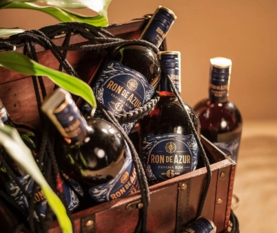 Videorecenze rumu Ron de Azur