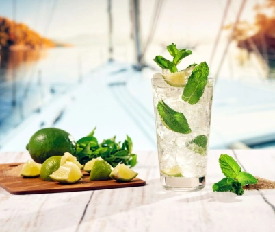 Dokonalé Mojito: Pojďte si ho namíchat krok za krokem!