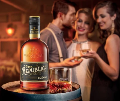 Videorecenze prvorepublikové Republica Exclusive